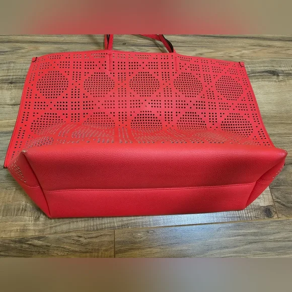 ❤️🎉2XHOST PICK🎉❤️Christian Dior Cannage Dioriva Shopper Tote - Picture 8 of 17
